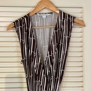 Dione von Furstenberg sleeveless wrap dress size 10